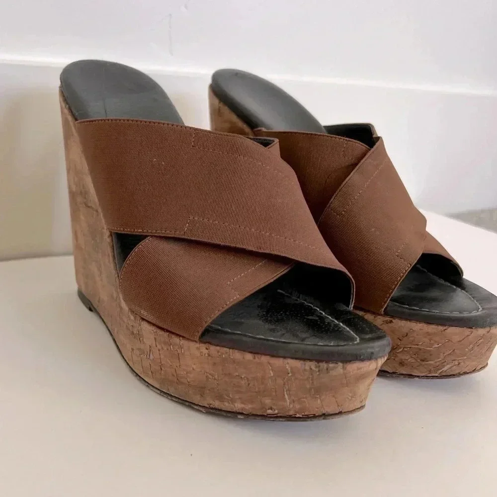 Vero Couio Wedge Heels